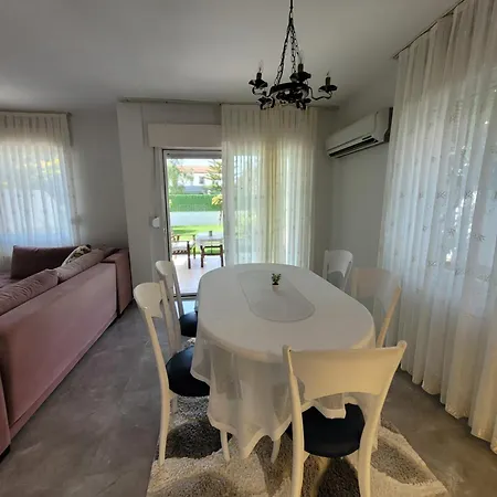 Limon Cicegi Alacati - Serkan's Villa Çeşme